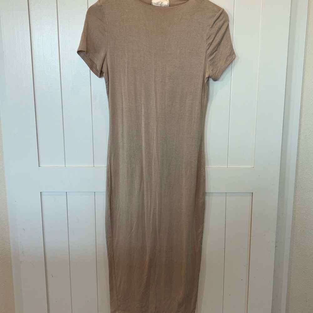 🐶❄️Elegant Tan Women's Dress